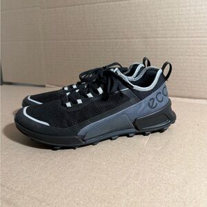 ECCO Biom 2.1 X Country shoe US 8